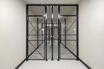 Storage lockers